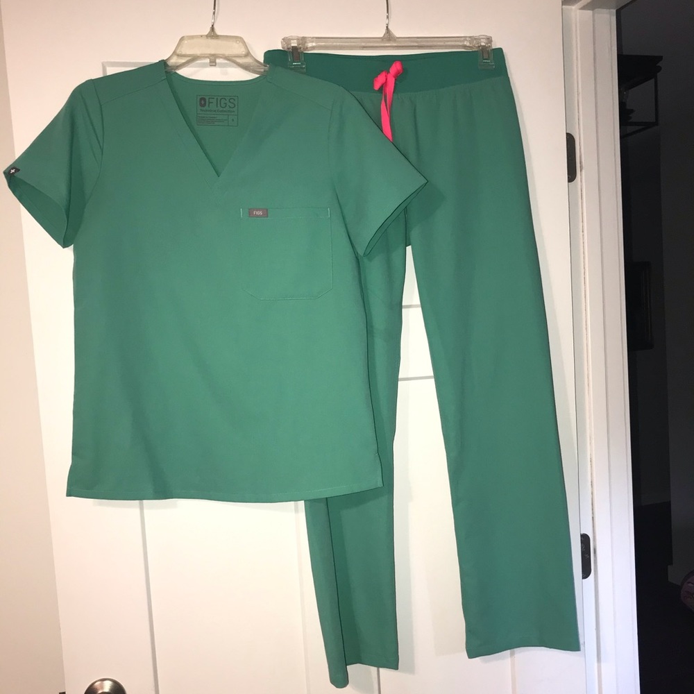 FIGS-Limited Edition-Surgical Green-Scrub Set